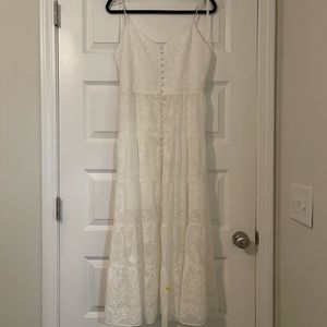 ALICE + OLIVIA SHANTI EYELET BUTTON FRONT TIERED DRESS